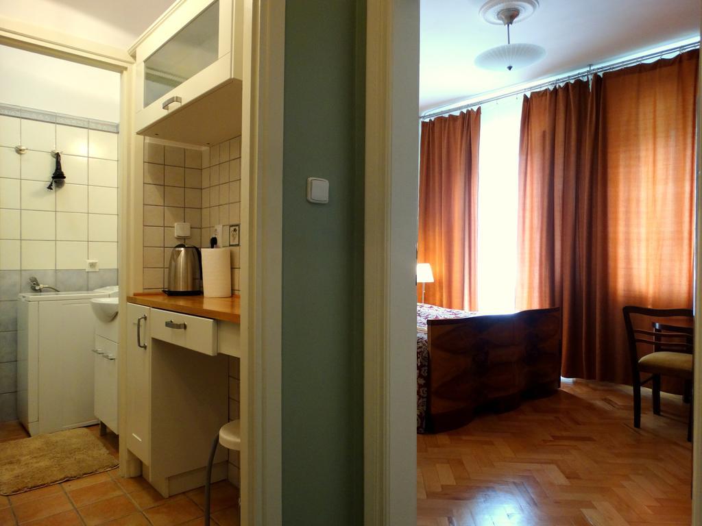 Mieszkanko Kolo Zamku ワルシャワ 部屋 写真